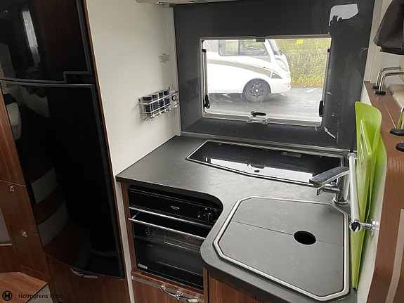 Adria Matrix Supreme M 687 SL 7 of 12