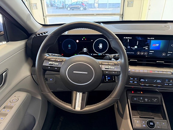 Hyundai Kona 12 of 20