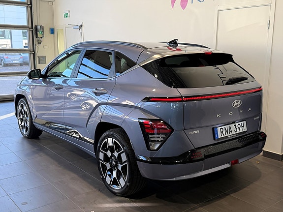 Hyundai Kona 2 of 20