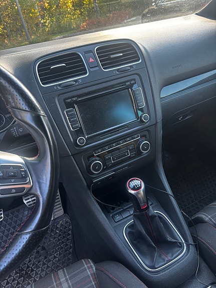 Volkswagen Golf VI 8 of 9