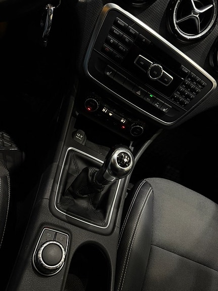 Mercedes-Benz A200 20 of 20