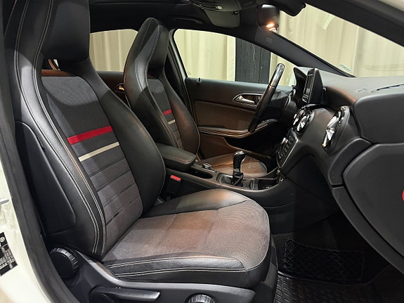Mercedes-Benz A200 11 of 20