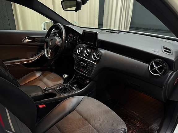 Mercedes-Benz A200 14 of 20