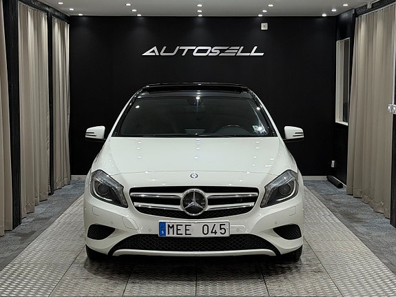 Mercedes-Benz A200 2 of 20