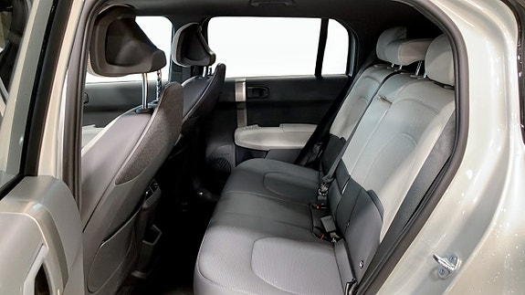 Kia EV3 9 of 19