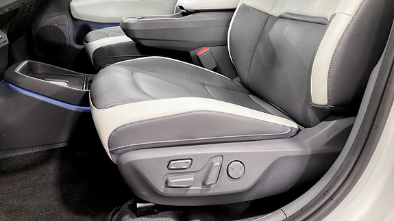 Kia EV3 16 of 19