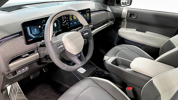Kia EV3 8 of 19