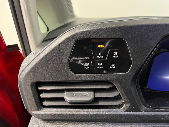 Volkswagen Caddy 19 of 24