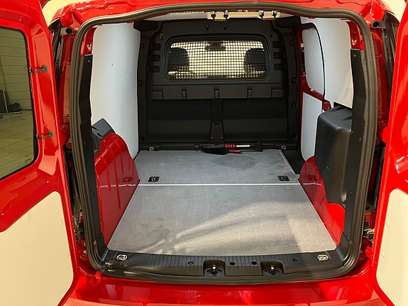 Volkswagen Caddy 11 of 24