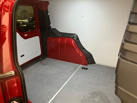Volkswagen Caddy 13 of 24