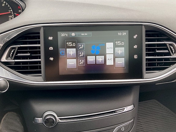 Peugeot 308 SW 9 of 15