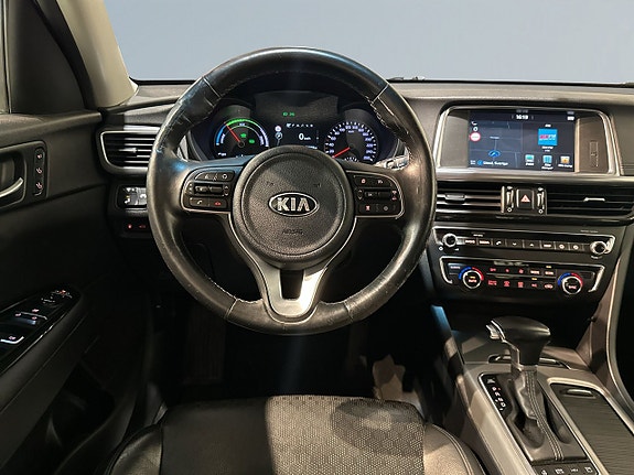 Kia Optima 9 of 26