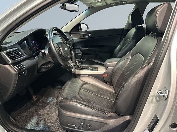 Kia Optima 7 of 26