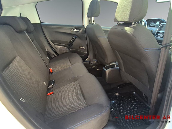 Peugeot 208 13 of 22
