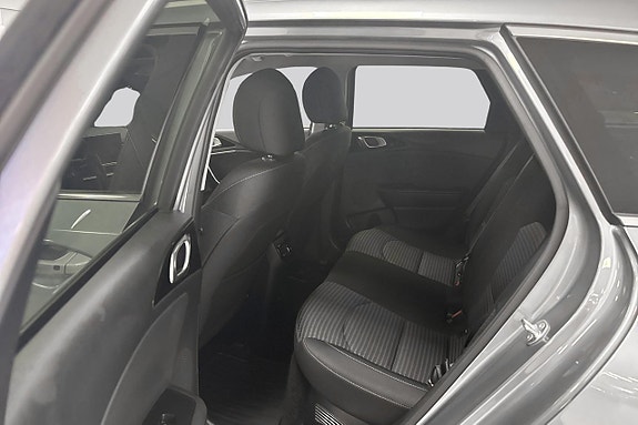 Kia Ceed 9 of 14