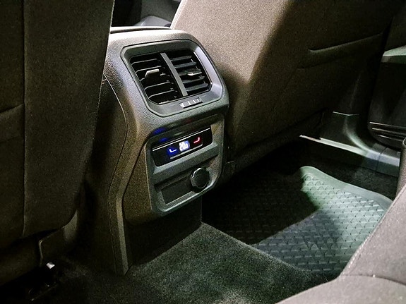 Volkswagen Tiguan 18 of 18