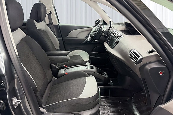 Citroen C4 Picasso 16 of 22