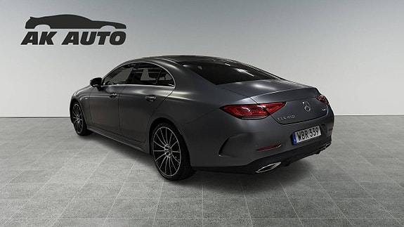 Mercedes-Benz CLS450 2 of 10