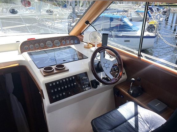 Tresfjord 390 Atlantik 18 of 20