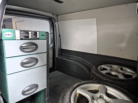 Volkswagen Caddy 8 of 21
