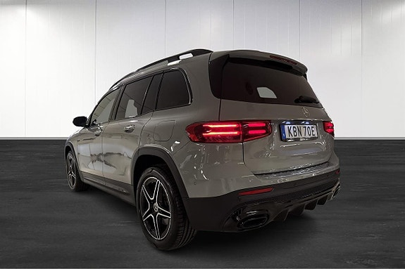 Mercedes-Benz GLB250+ 6 of 26