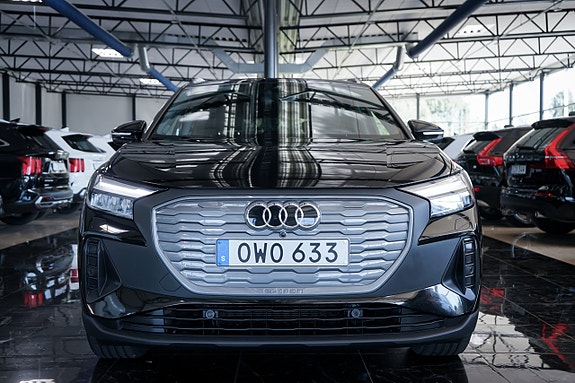 Audi Q4 e-tron 2 of 28