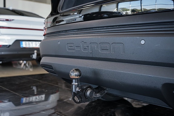 Audi Q4 e-tron 28 of 28
