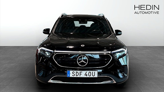 Mercedes-Benz EQB300 8 of 15