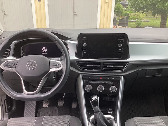 Volkswagen T-Roc 4 of 4