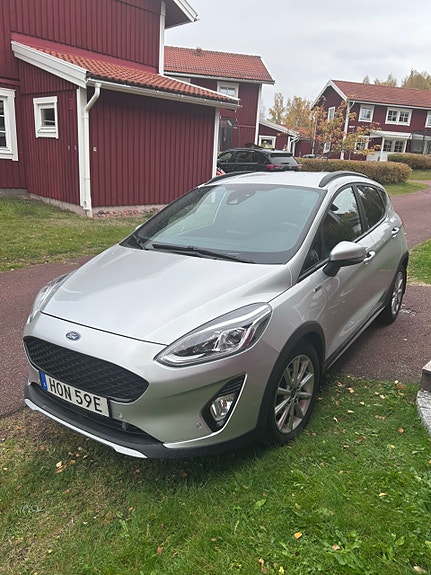 Ford Fiesta 4 of 13