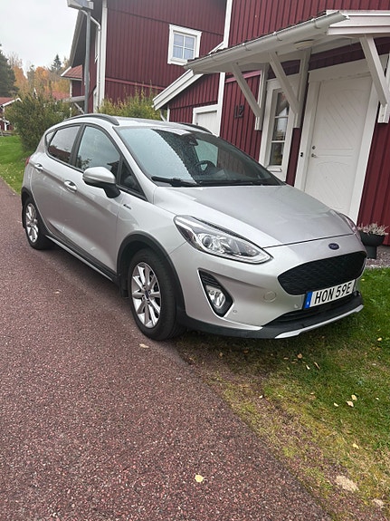 Ford Fiesta 2 of 13