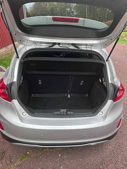 Ford Fiesta 7 of 13