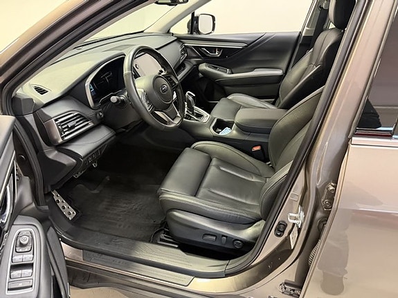 Subaru Outback 8 of 9
