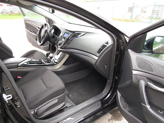 Hyundai i40 11 of 16