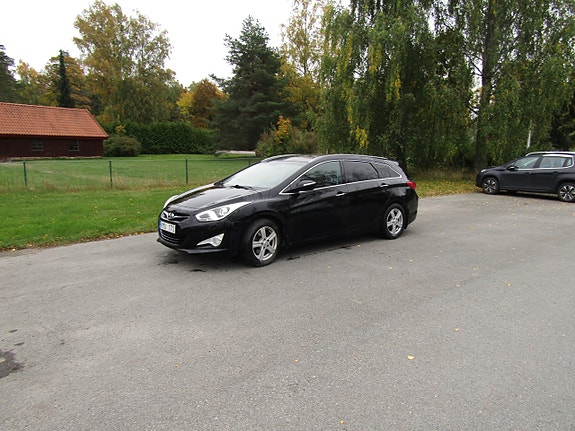 Hyundai i40 9 of 16