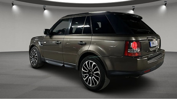 Land Rover Range Rover 4 of 9