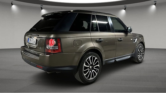 Land Rover Range Rover 3 of 9