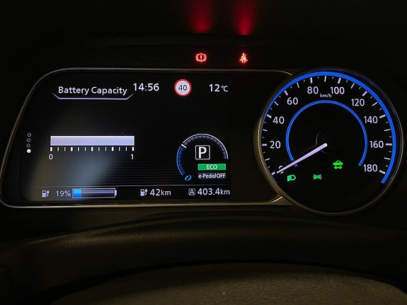 Nissan Leaf 13 of 18
