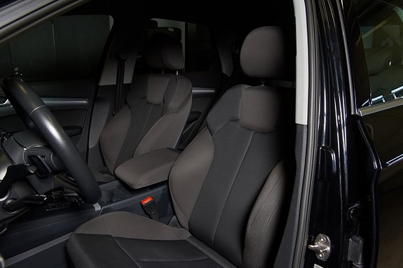 Audi Q5 9 of 16