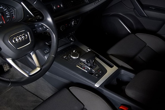 Audi Q5 13 of 16