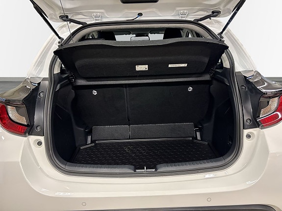 Toyota Yaris 10 of 15