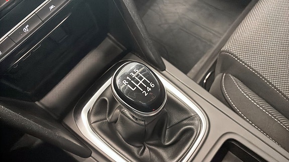 Renault Megane 19 of 22