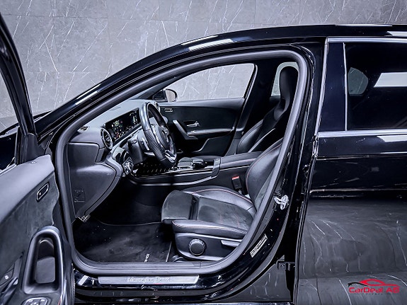Mercedes-Benz A180 10 of 29