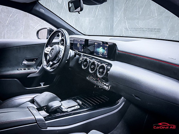 Mercedes-Benz A180 13 of 29