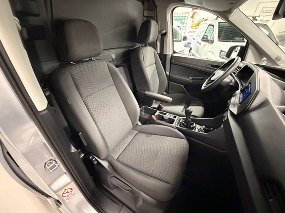 Volkswagen Caddy 8 of 25