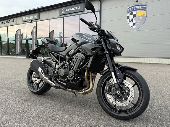 Kawasaki Z900 - Köp Online 2 of 13