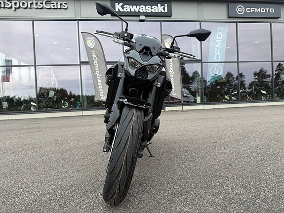Kawasaki Z900 - Köp Online 12 of 13