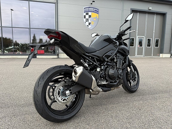 Kawasaki Z900 - Köp Online 3 of 13