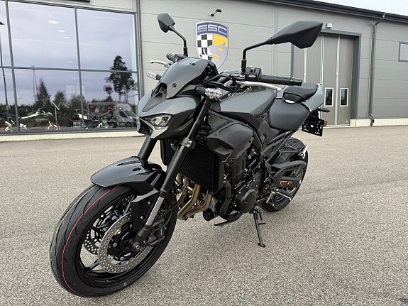 Kawasaki Z900 - Köp Online 5 of 13