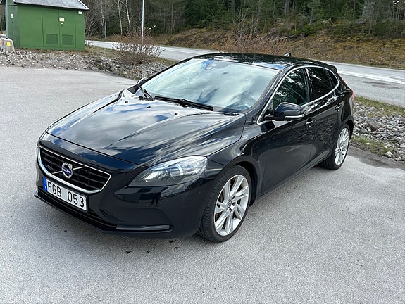 Volvo V40 3 of 3